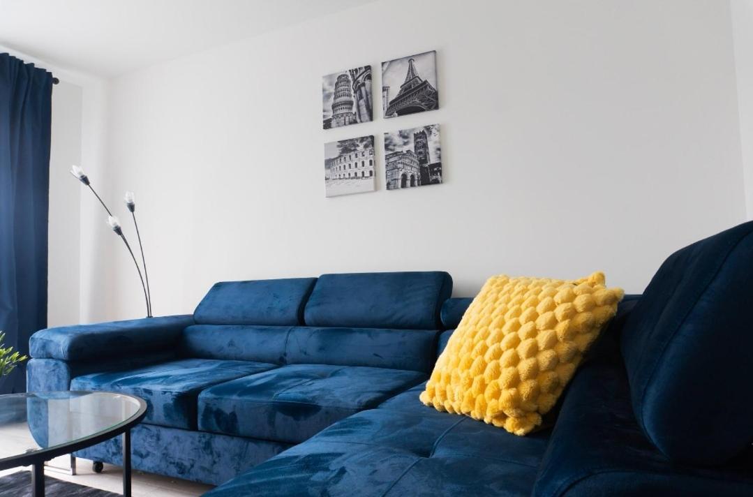 Stylish House With Private Parking Villa Glasgow Eksteriør bilde
