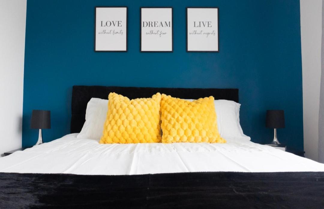Stylish House With Private Parking Villa Glasgow Eksteriør bilde